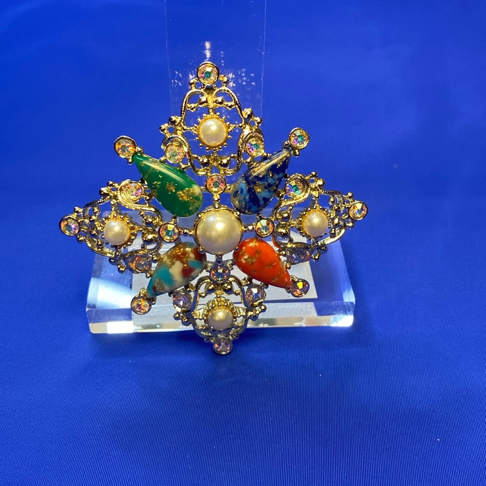 Vintage Sarah Coventry Galaxy Gold Tone Brooch